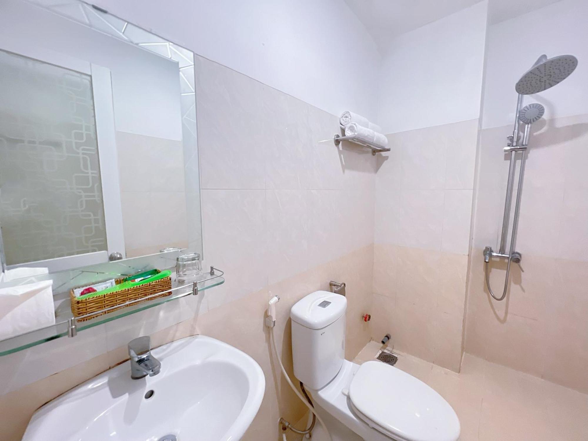 Gia Bao 2 Khách sạn tình yêu