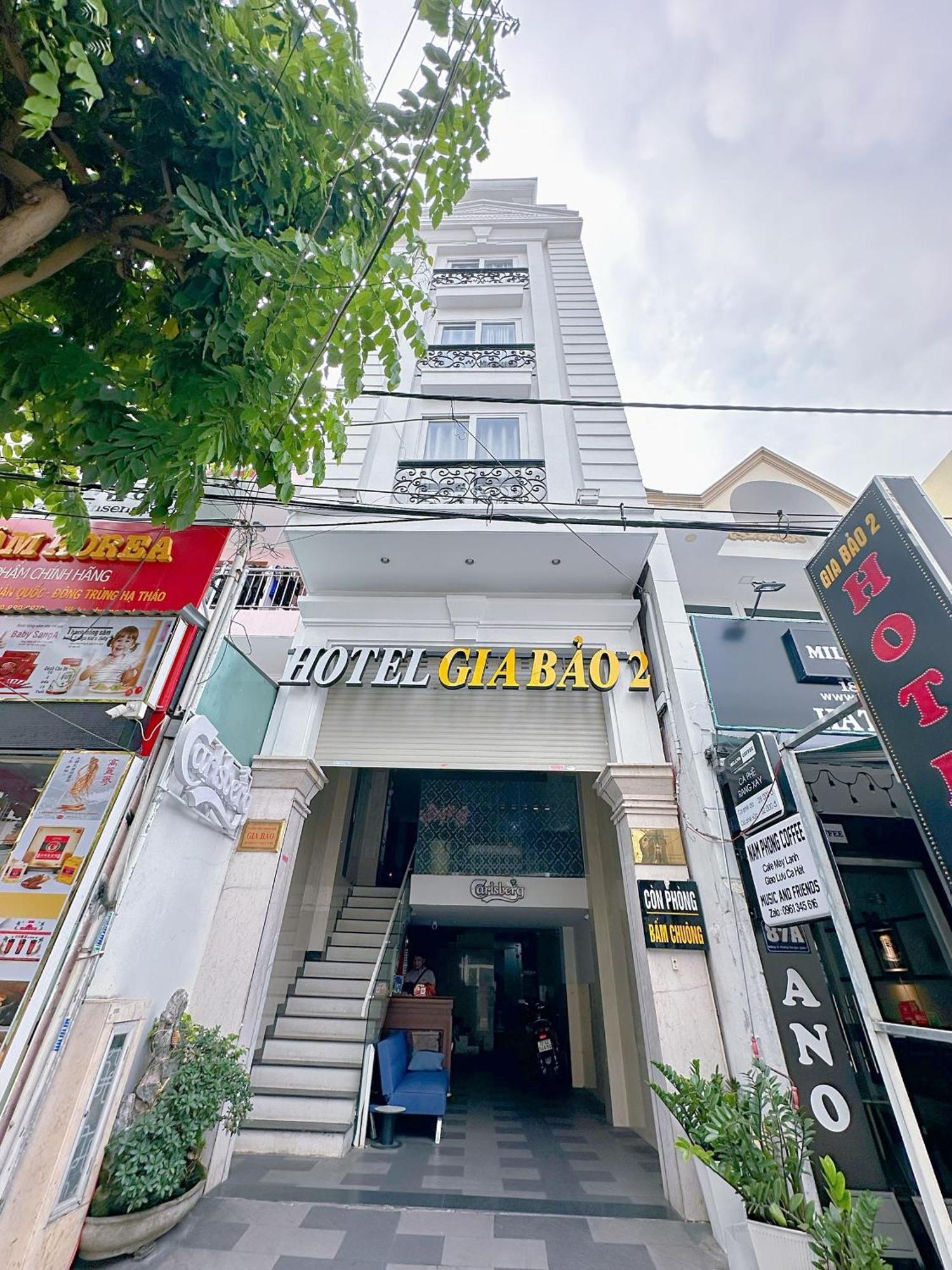 Khách sạn tình yêu Gia Bao 2